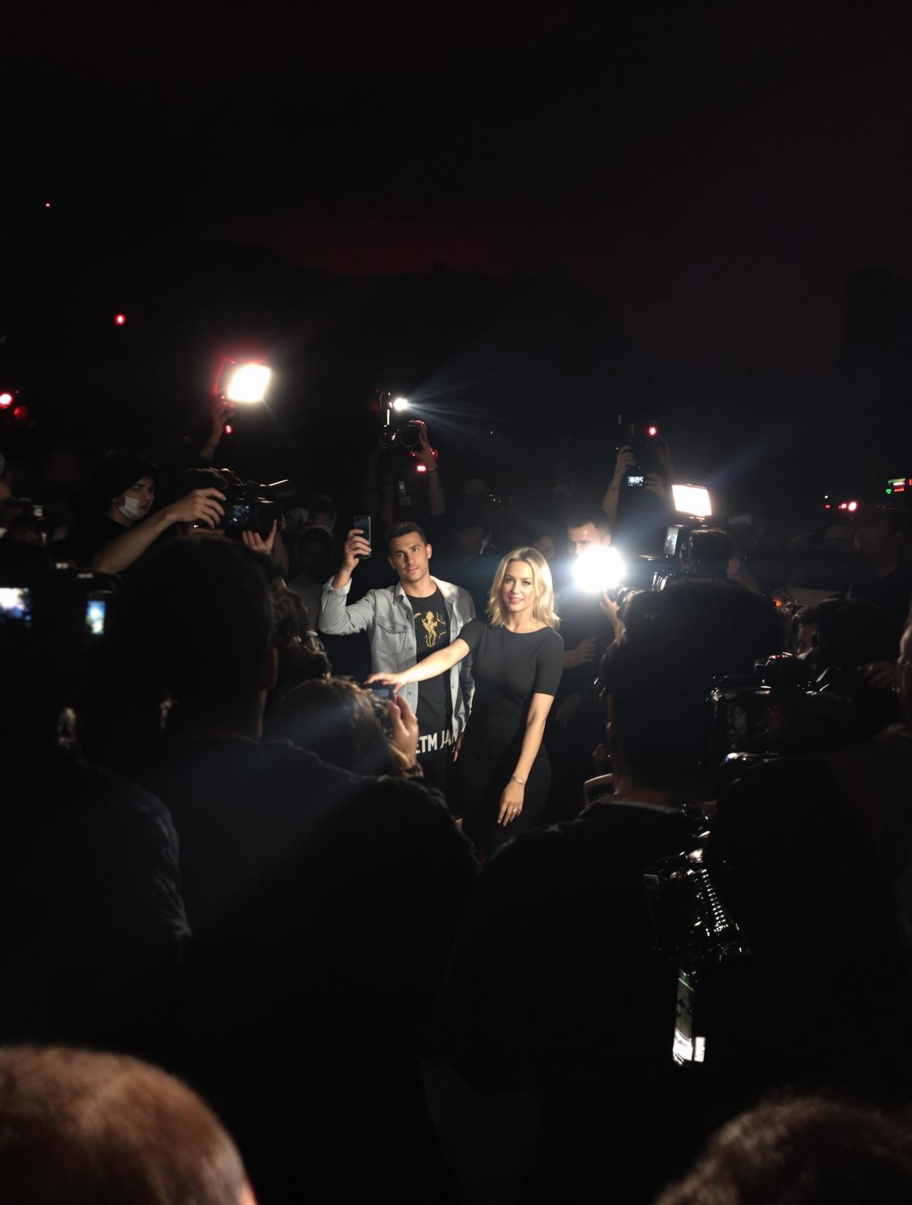 每日爆料网站-深夜约会现场曝光-出轨瓜精选图片